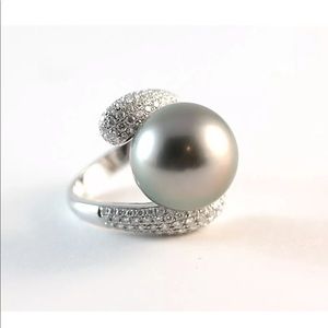 18k White Gold 14.8mm Tahitian Pearl Diamond Ring - image 1